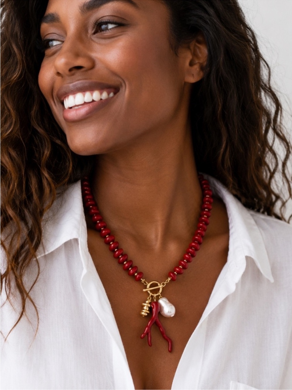 New! Coastal Colorful Red Beaded Coral Dopamine Necklace NWOT 3031
